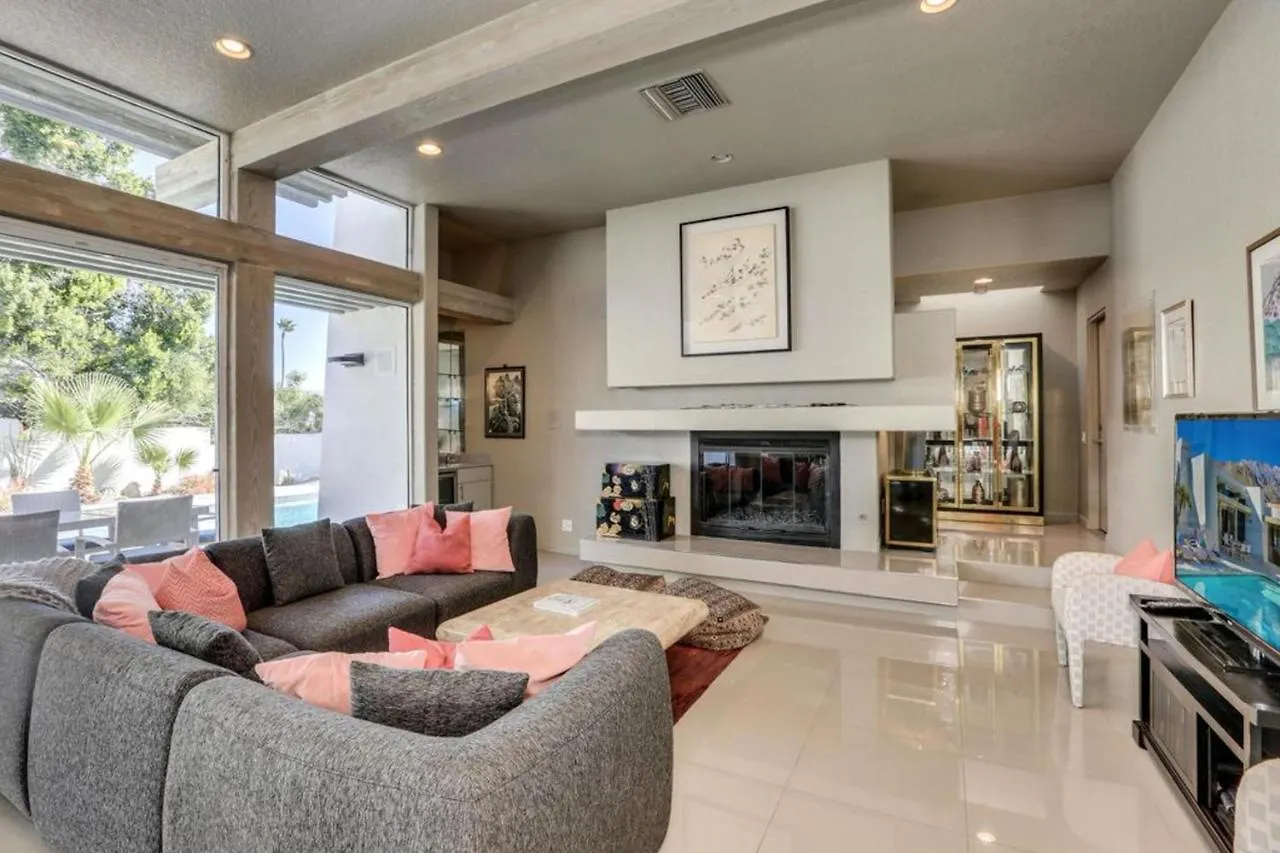Plush Pad Palm Springs Permit# 2937 Σπίτι διακοπών