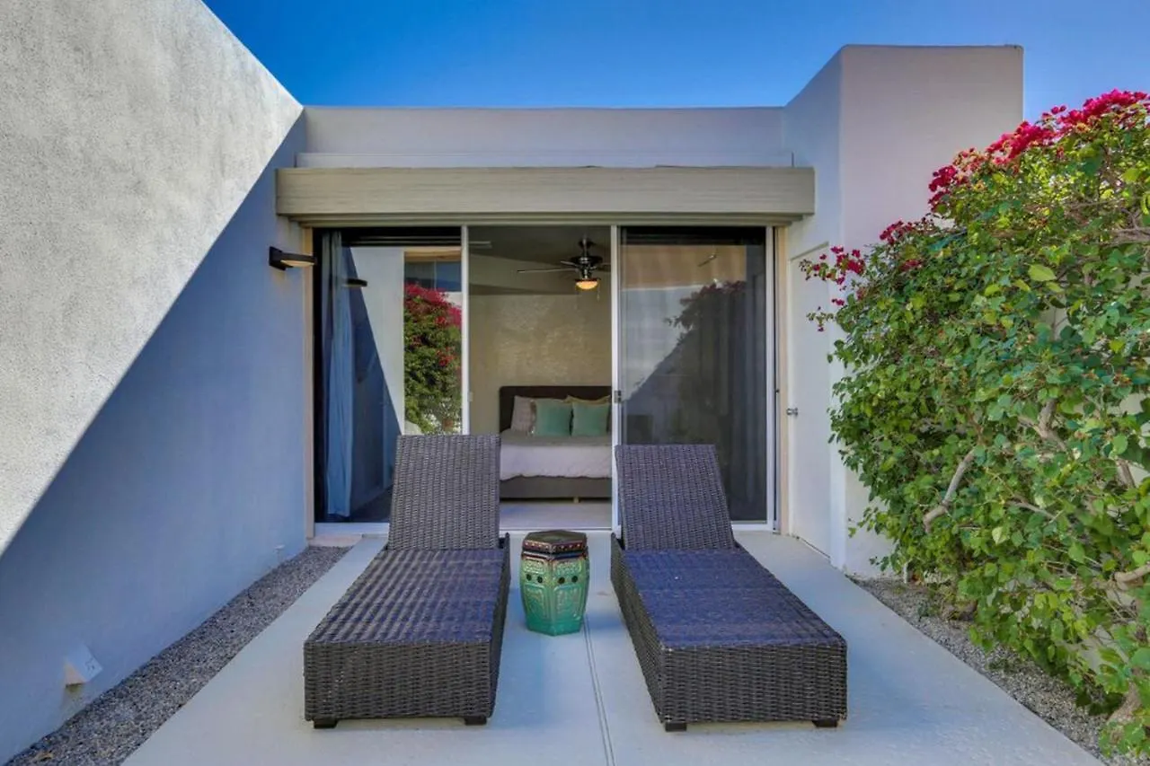 Plush Pad Palm Springs Permit# 2937 0*,  Stany Zjednoczone Ameryki