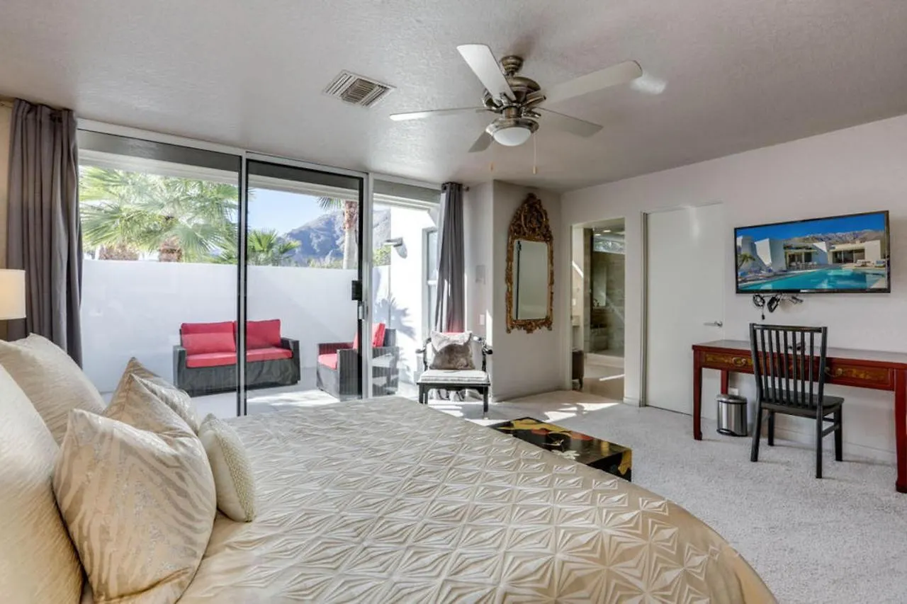 Plush Pad Palm Springs Permit# 2937